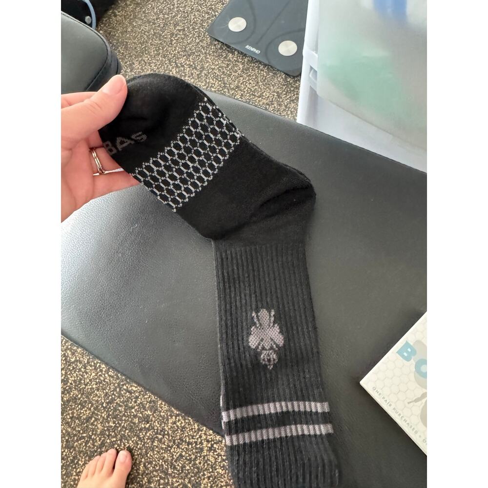 Bombas crew socks black size small NWT - Picture 5 of 6